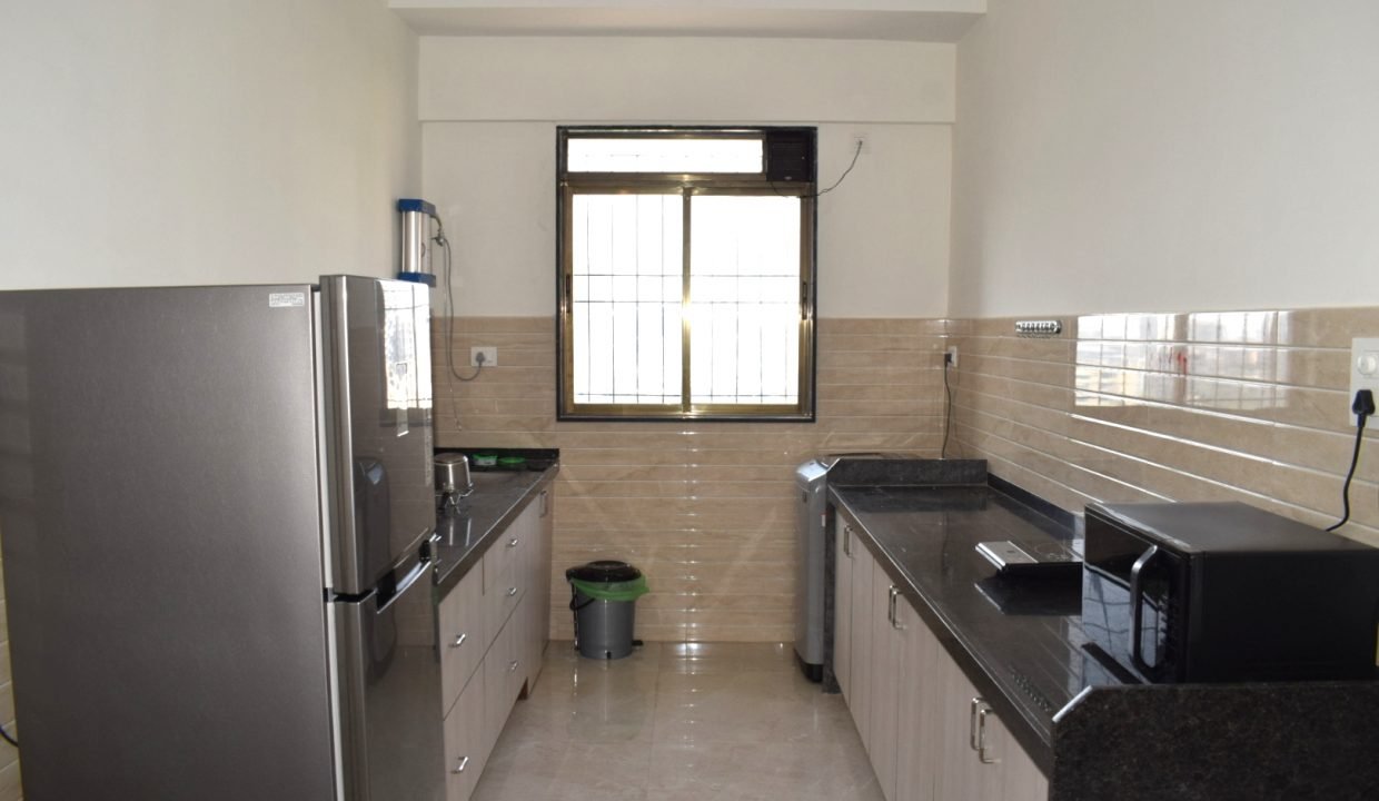 05 Saraswati Peak - Kitchen 01