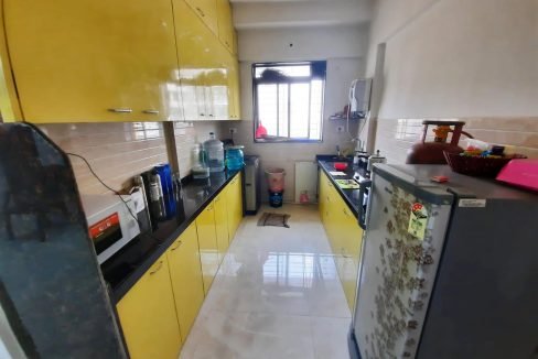 Mukut Parbat - Kitchen 01